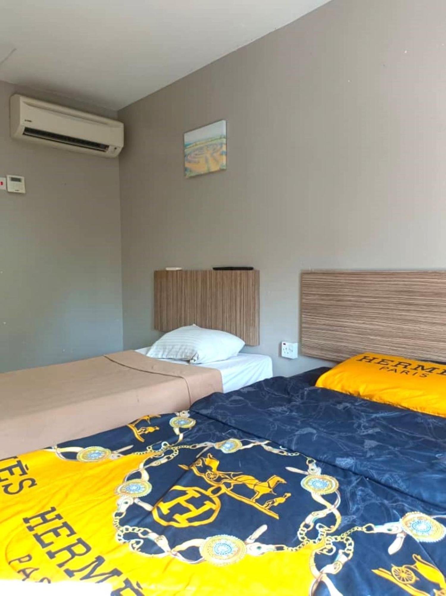 Brilliant Empire Hotel Malacca Esterno foto