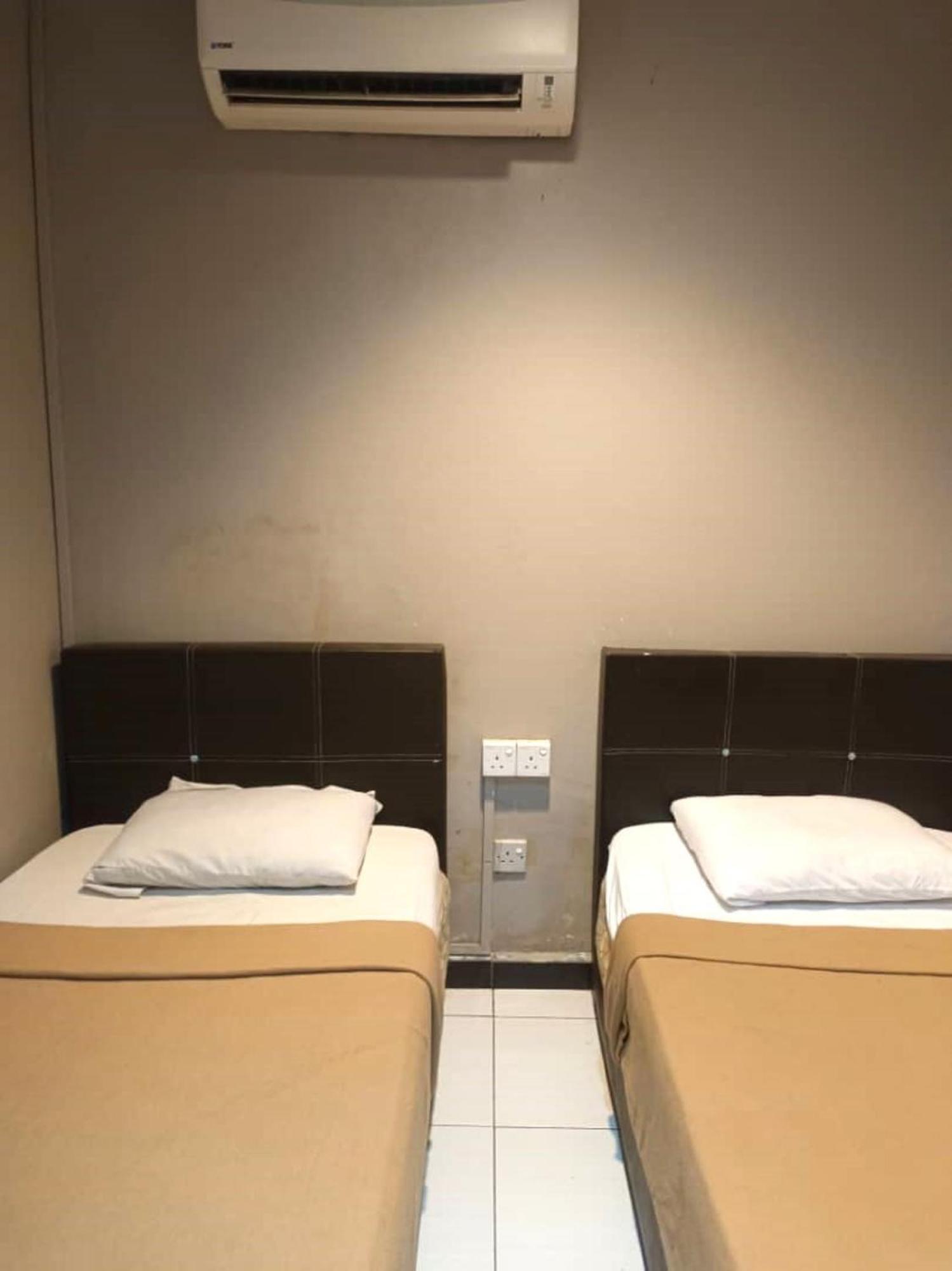 Brilliant Empire Hotel Malacca Esterno foto